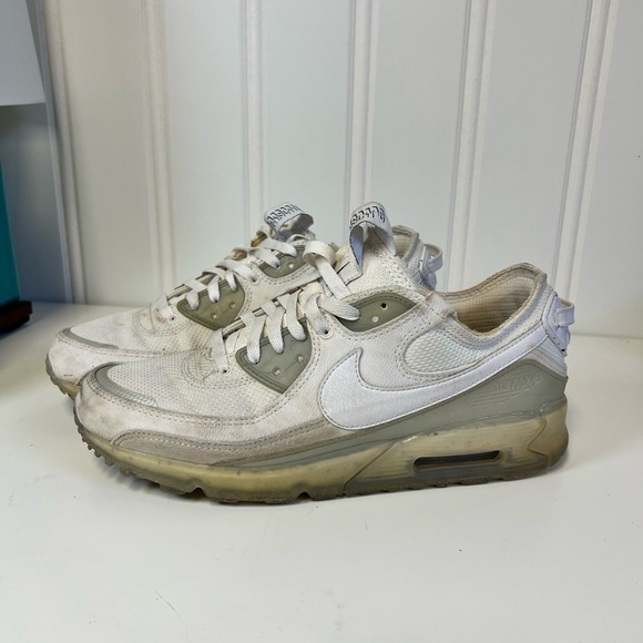 Nike Other - Nike Air Max in White and Gray Terrascape Size 10.5 men's